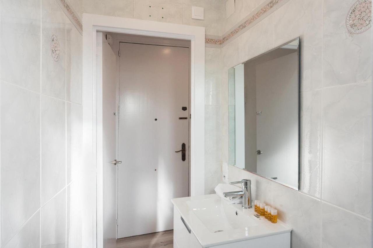 Apartamento Homenfun Sants With Montjuic Views