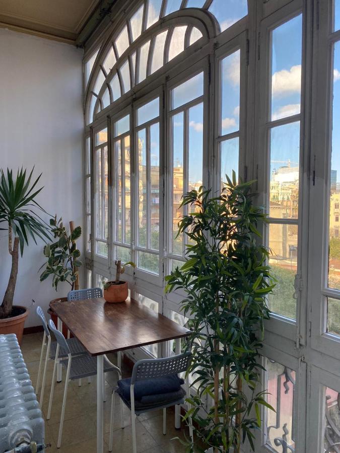 Barcelona Central Apartments *