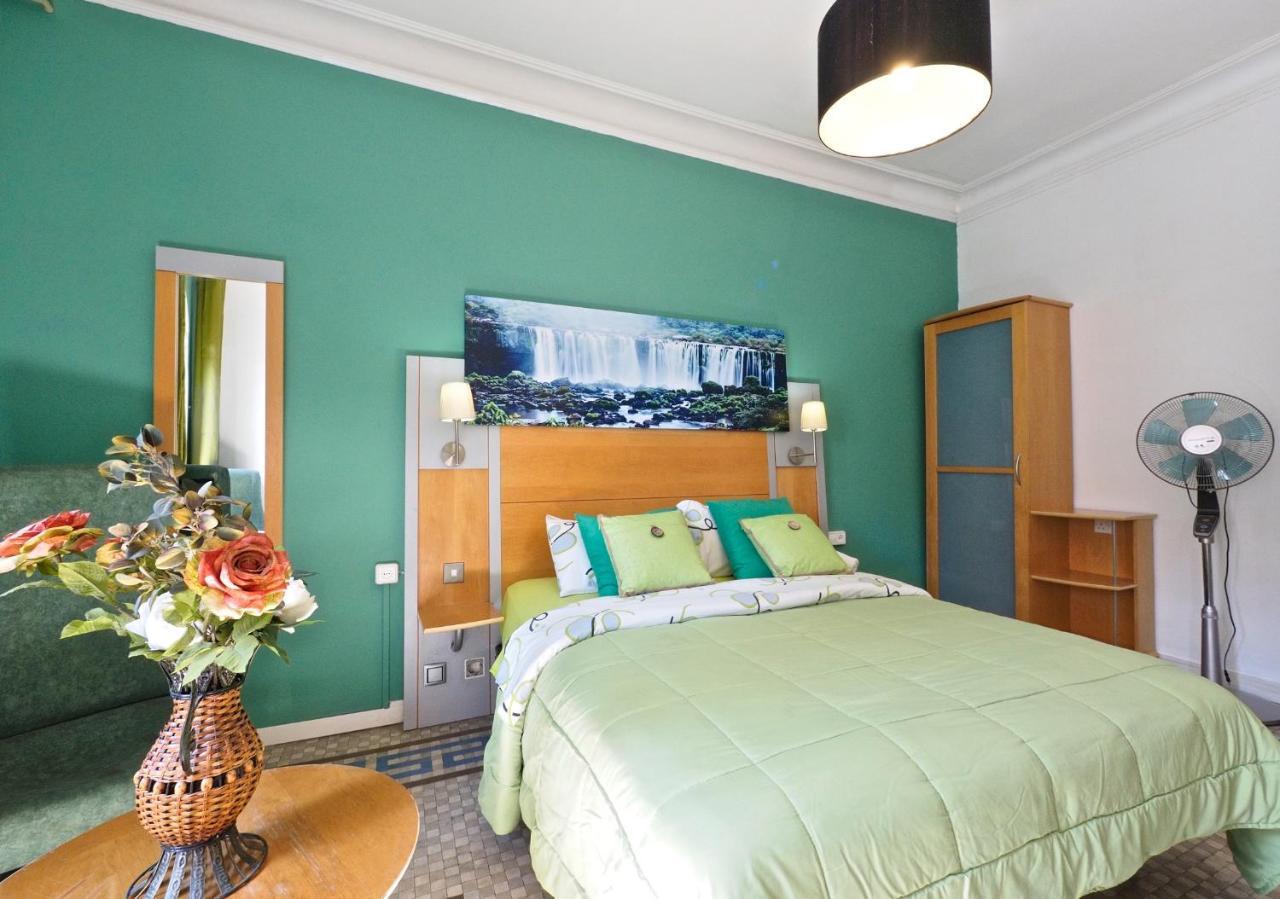 Casa Maria Homestay Barcelona