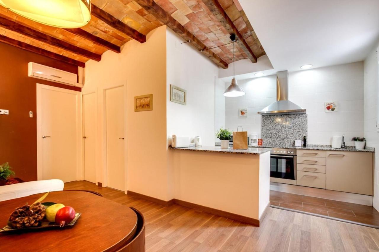 Modern 2 Bedroom Flat In Trendy Poble Sec *
