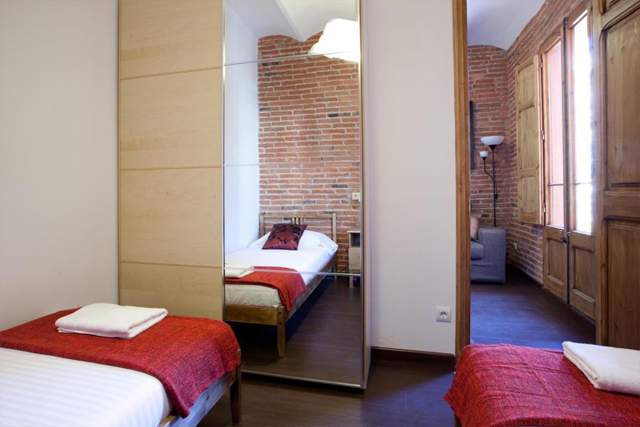 Modern 2-bedroom Near Sagrada Familia * Barcelona