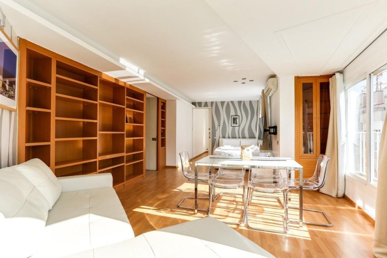 Luminous 2 Bedroom Next To Sagrada Familia *