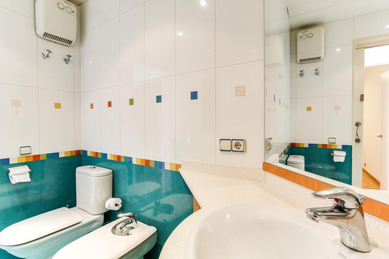 Luminous 2 Bedroom Next To Sagrada Familia Apartamento