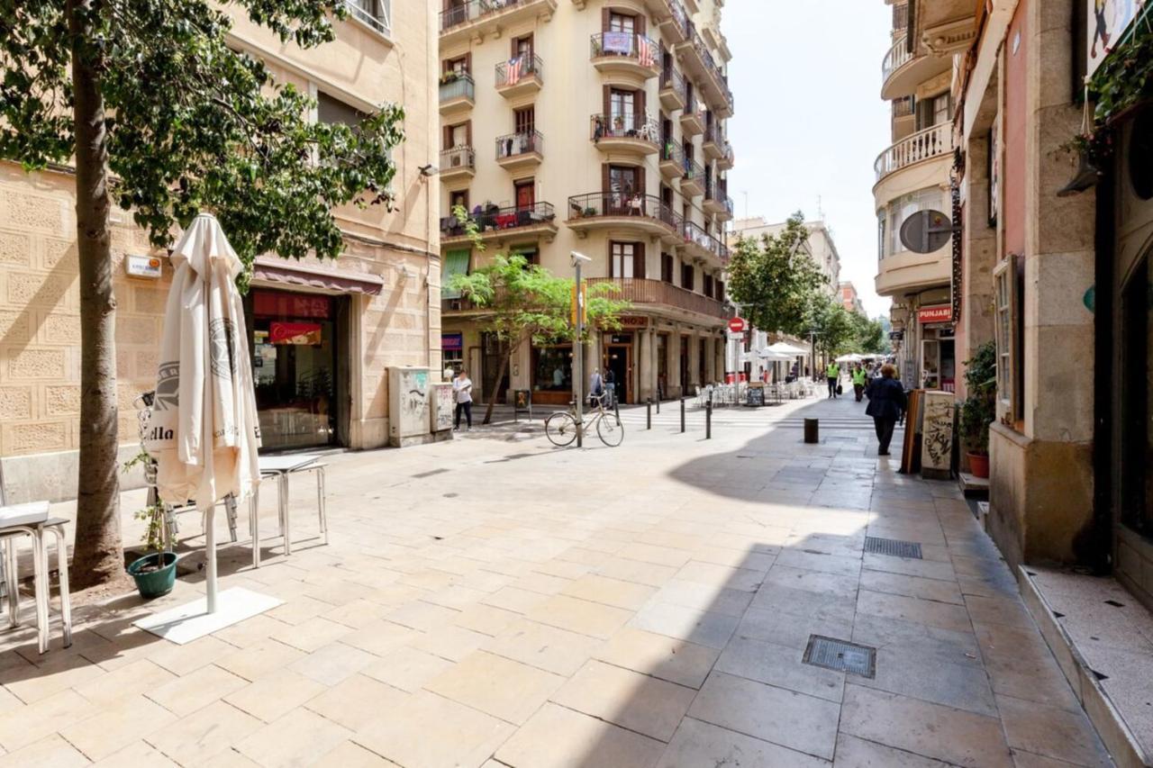 Modern 2 Bedroom Flat In Trendy Poble Sec *