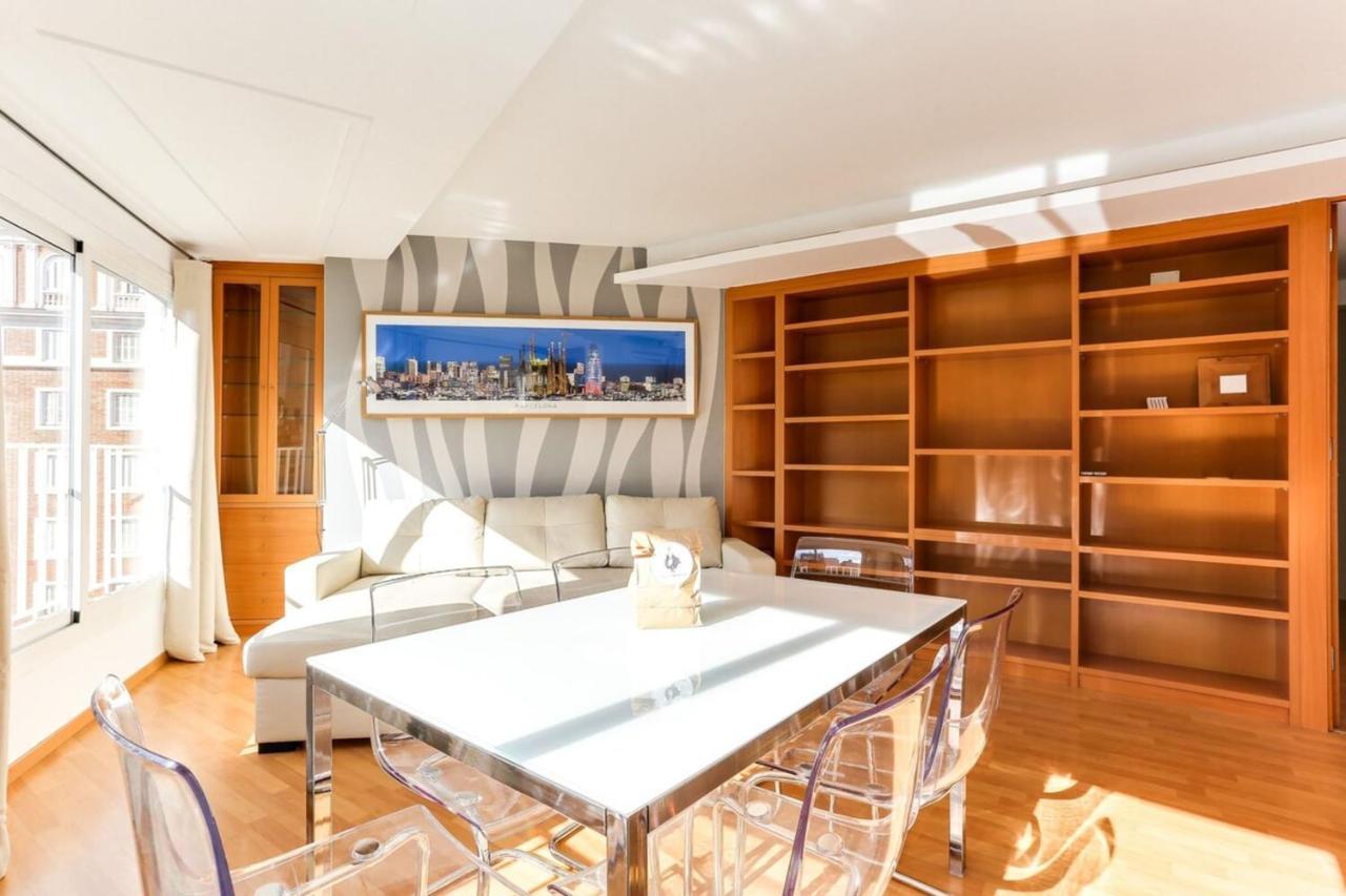 Luminous 2 Bedroom Next To Sagrada Familia *