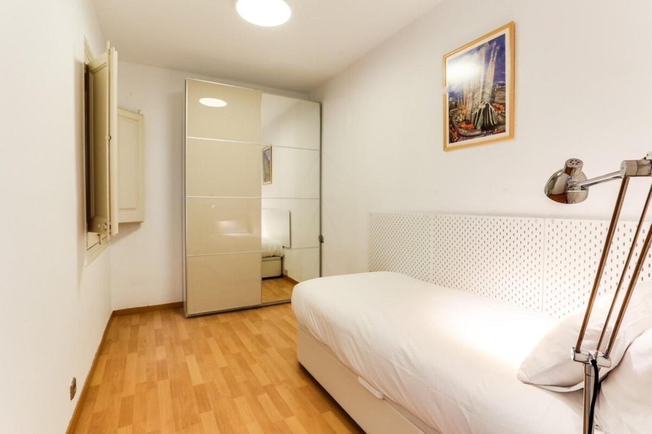 Luminous 2 Bedroom Next To Sagrada Familia * Barcelona