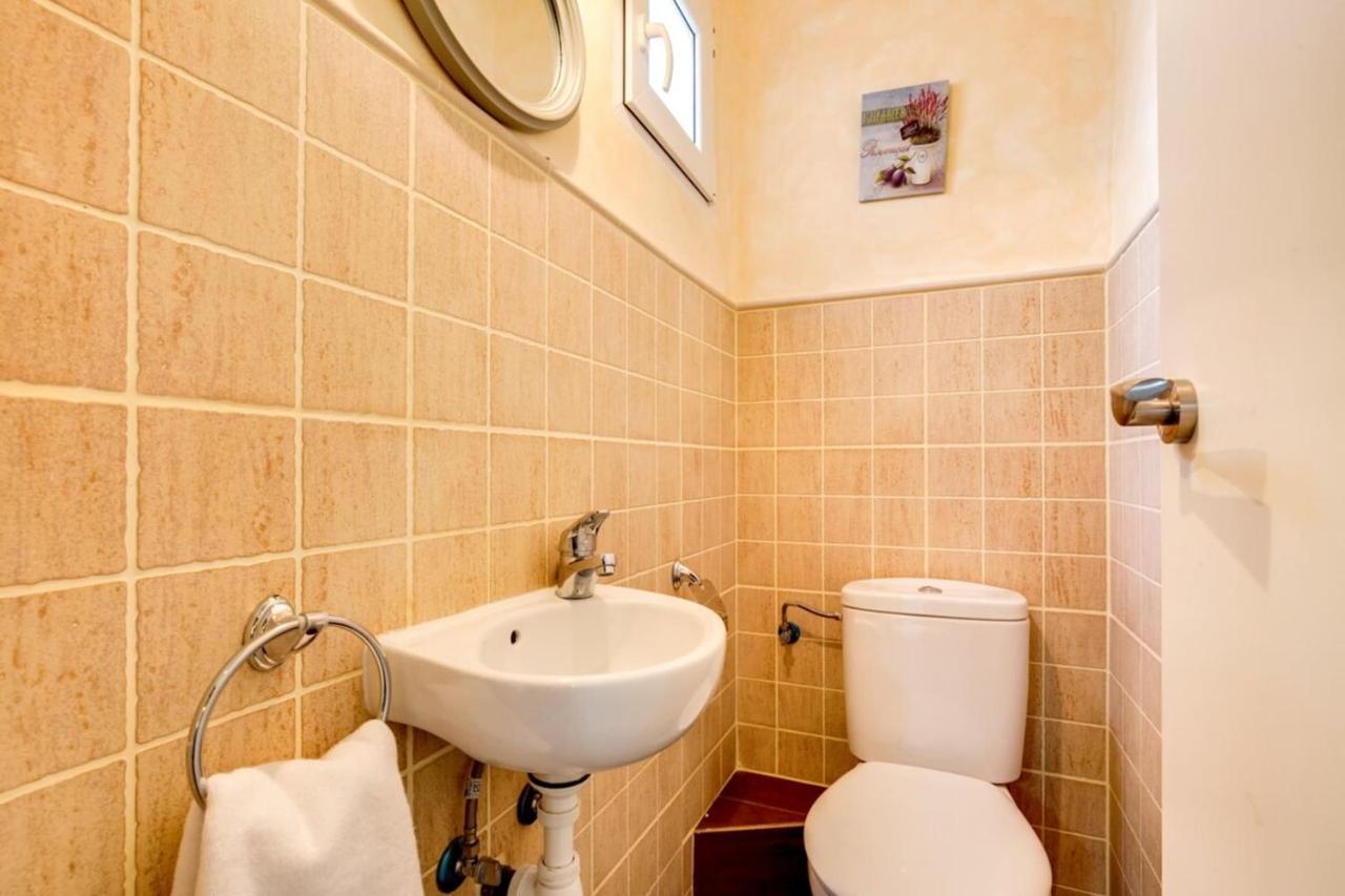 Modern 2 Bedroom Flat In Trendy Poble Sec *
