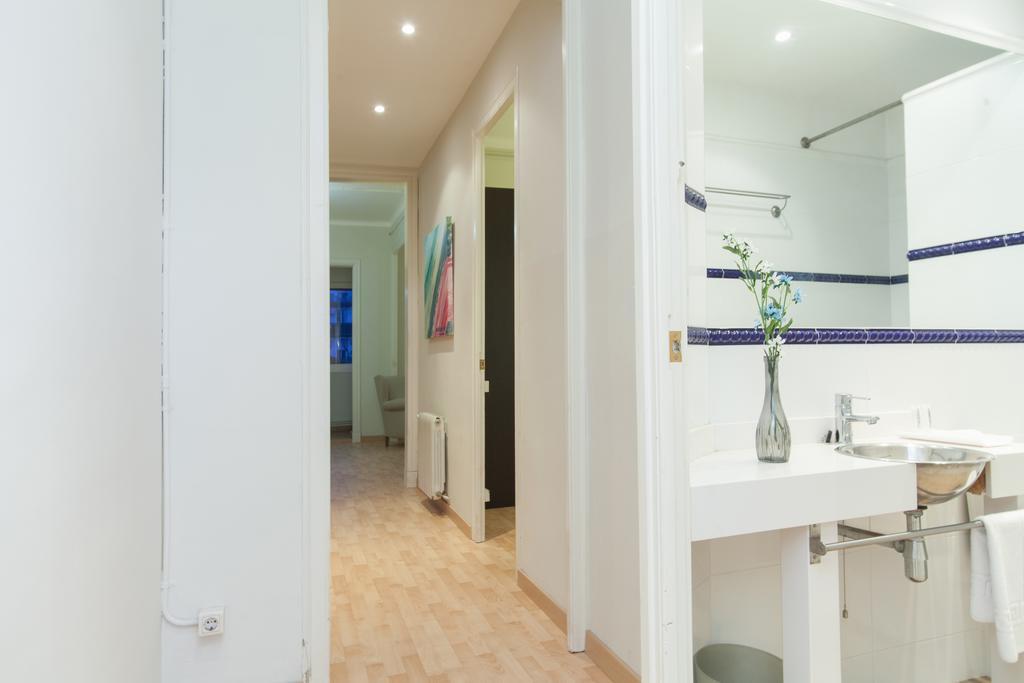 Apartment Housalia Sagrada Familia Barcelona