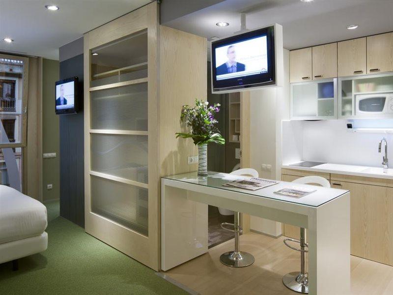 Hotel Ako 4*
