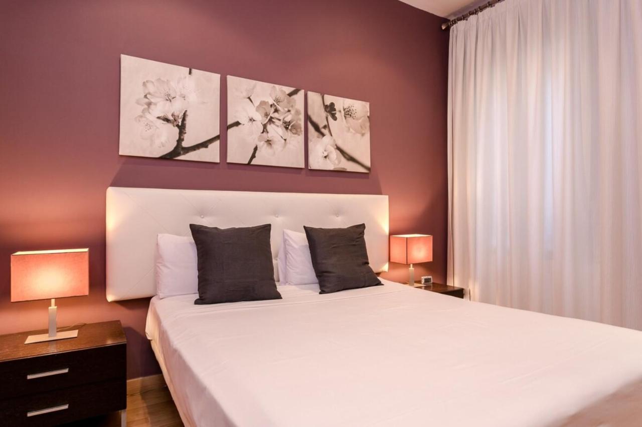 Fantastic 2 Bedroom 5 Minutes By Car From Plaza Catalunya *