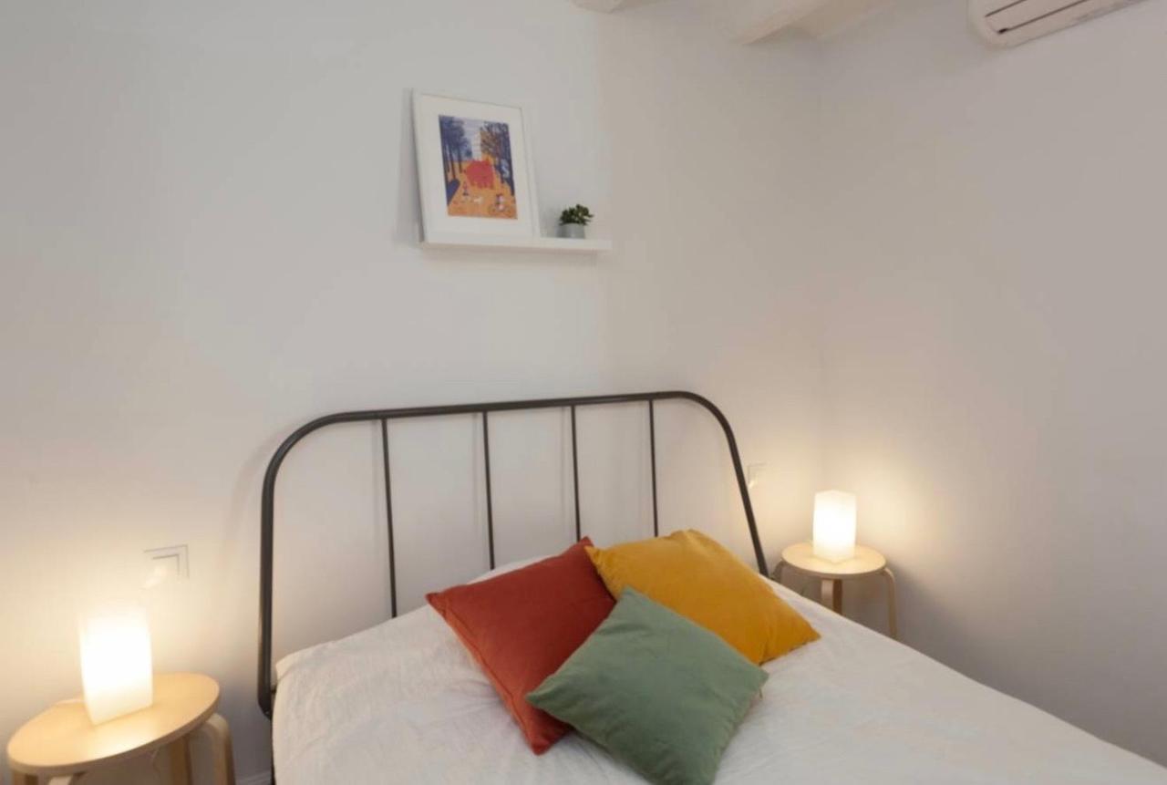 Modern&comfy Close To Ramblas Apartamento Barcelona