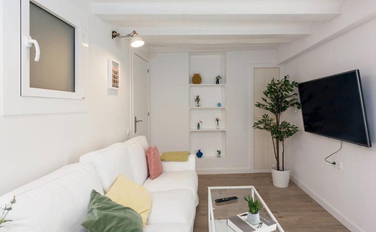 Modern&comfy Close To Ramblas Barcelona