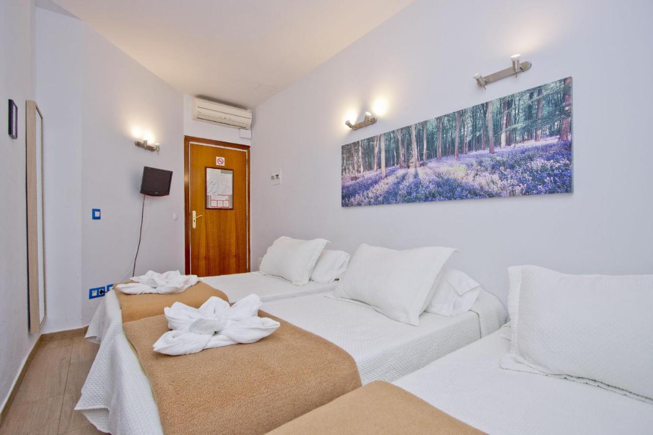 Barcelona City Hotel *