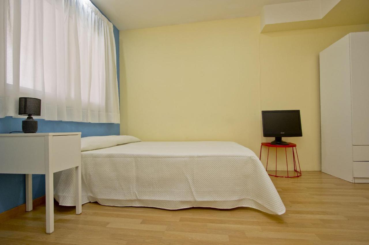 Barcelona City Apartment *