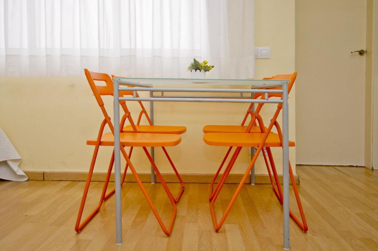 Barcelona City Apartment Apartment *