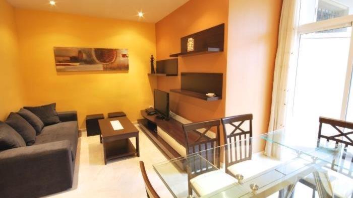 Apartamento Homenfun Paralelo Barcelona