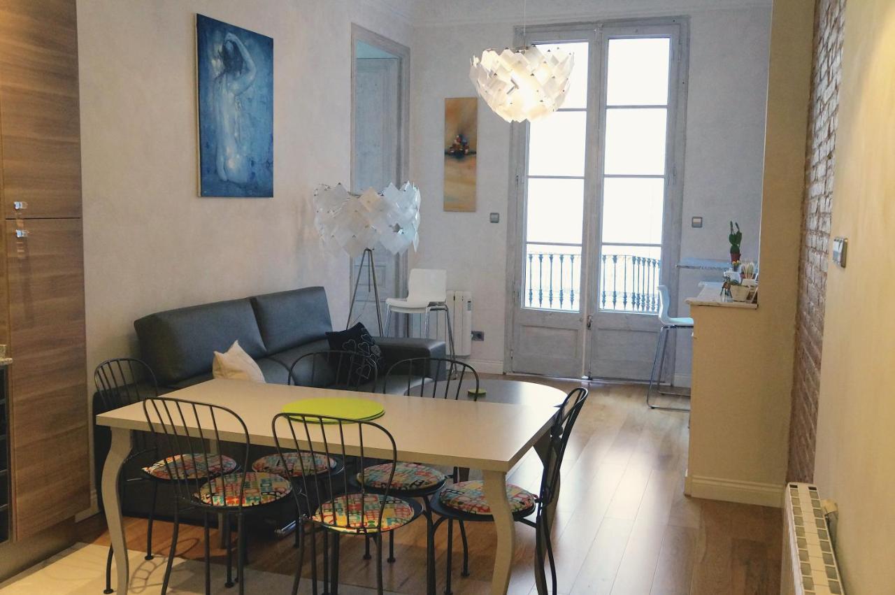 Luxury Cosy 3 Bedroom With Private Terrace Apartment Barcelona