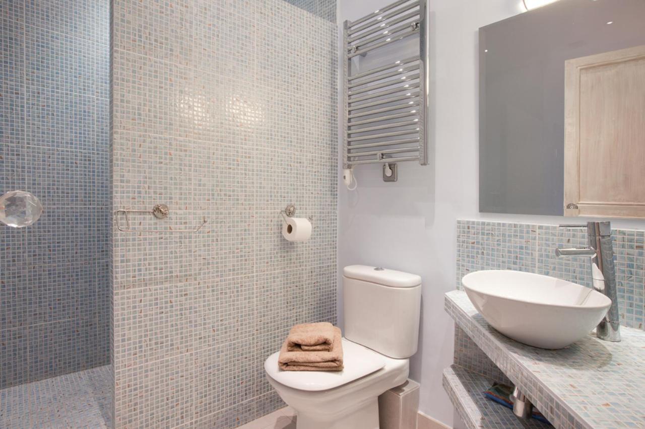 Luxury Cosy 3 Bedroom With Private Terrace Apartment