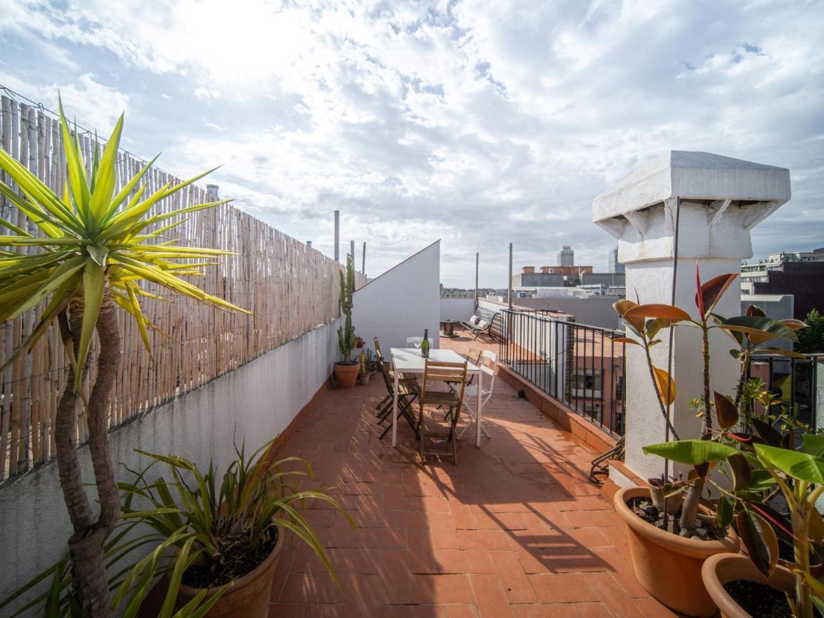 White Penthouse Apartamento Barcelona