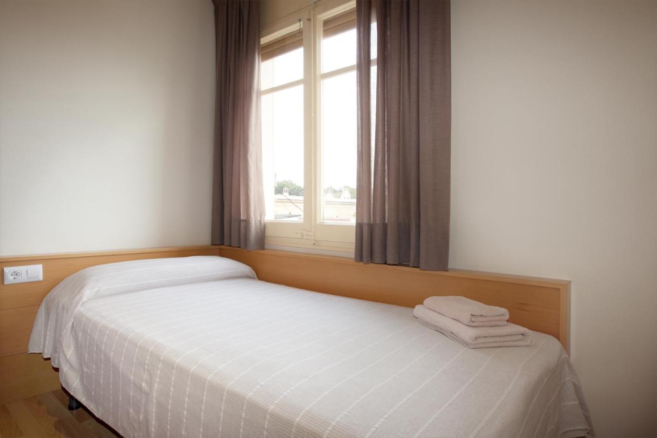 Rius - Modern In Montjuic * Barcelona