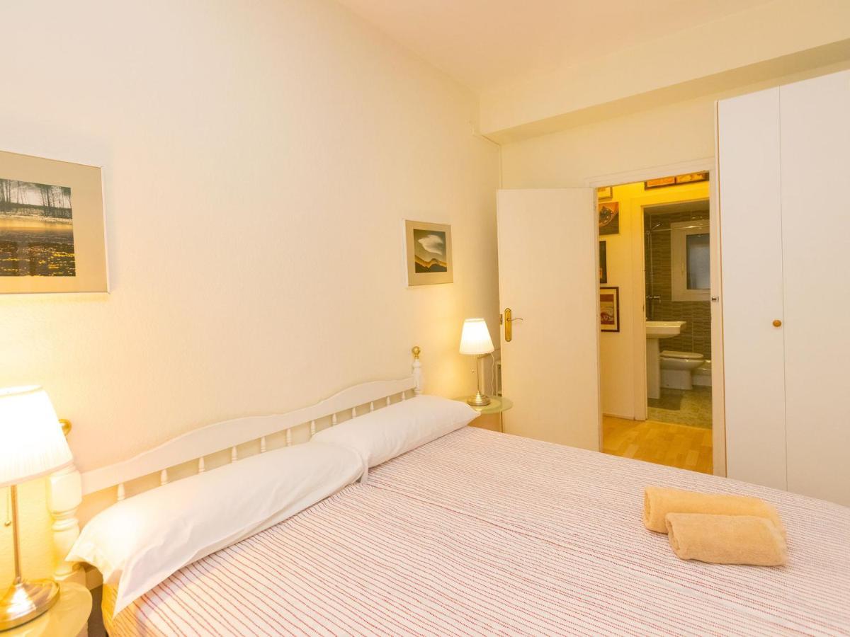 Eixample Dret Corsega Roger Lluria By Interhome
