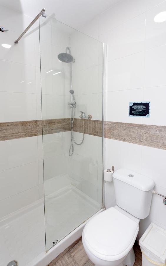 Easy Sants By Bossh! (adults Only) * Barcelona