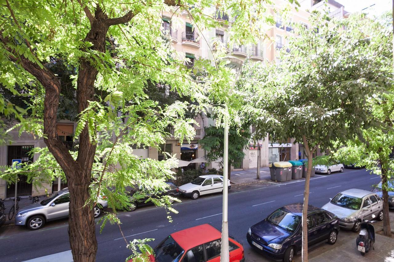 U-nique Napols Ii Barcelona