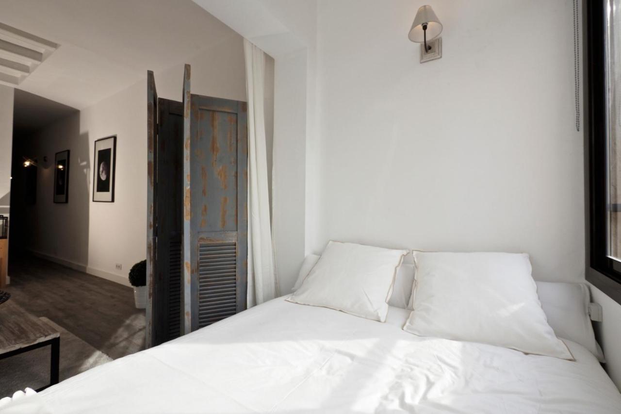 The White Flats Sant Antoni Apartment *