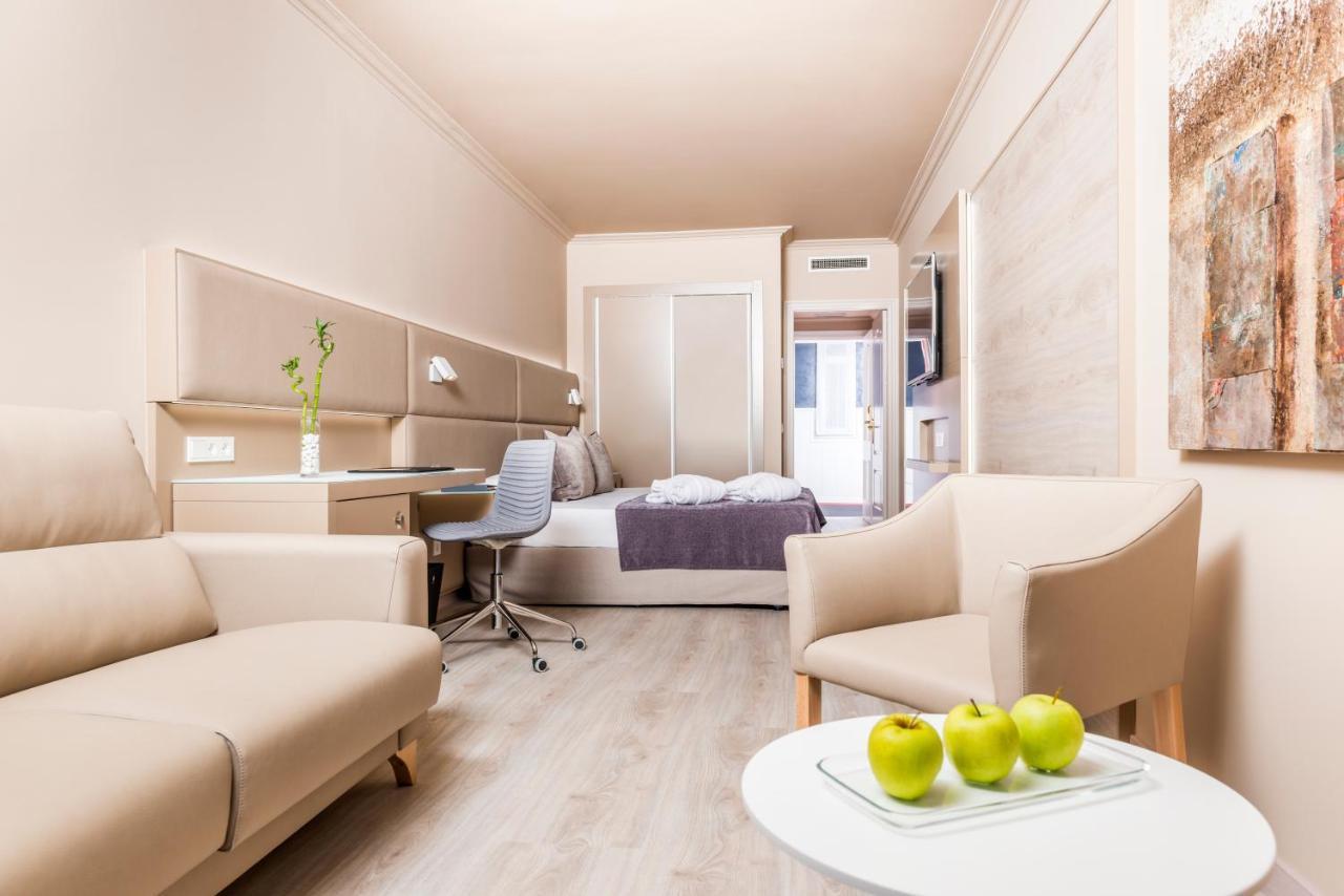 Hotel Sallés Pere Iv