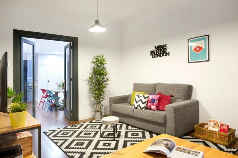 Traveller House