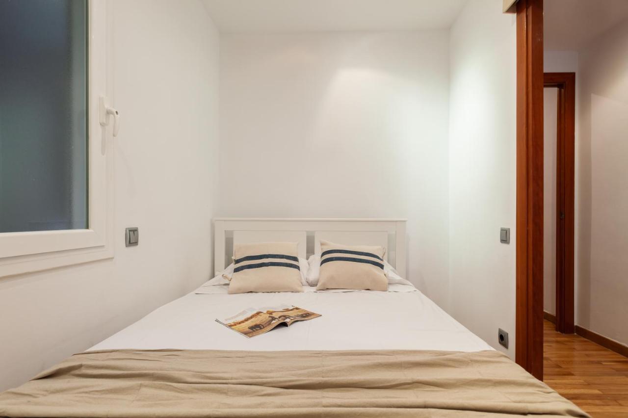 Flateli Paris * Barcelona