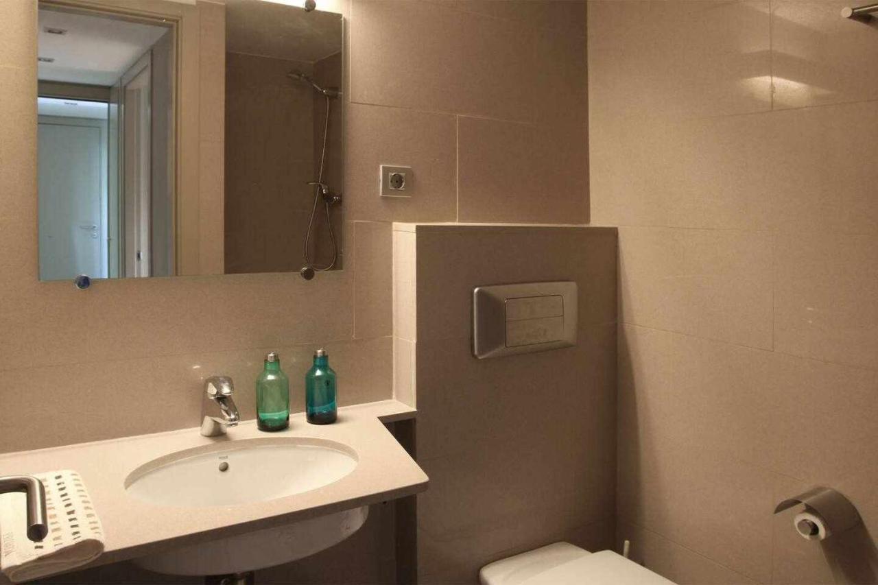 Passeig De Gracia Sun Balcony 2 Bedrooms * Barcelona