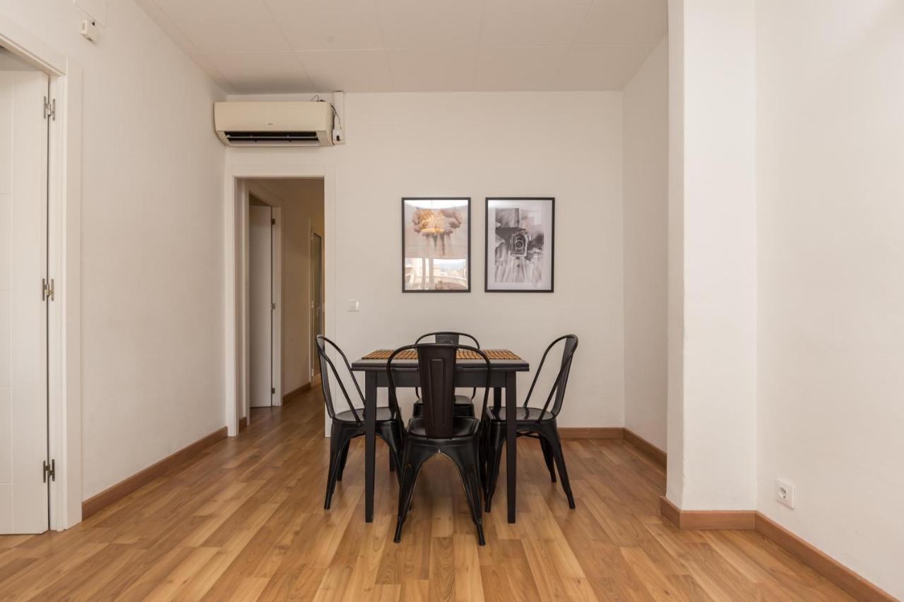 Heart Of The City Sunny With Iconic Terrace View Apartment Barcelona