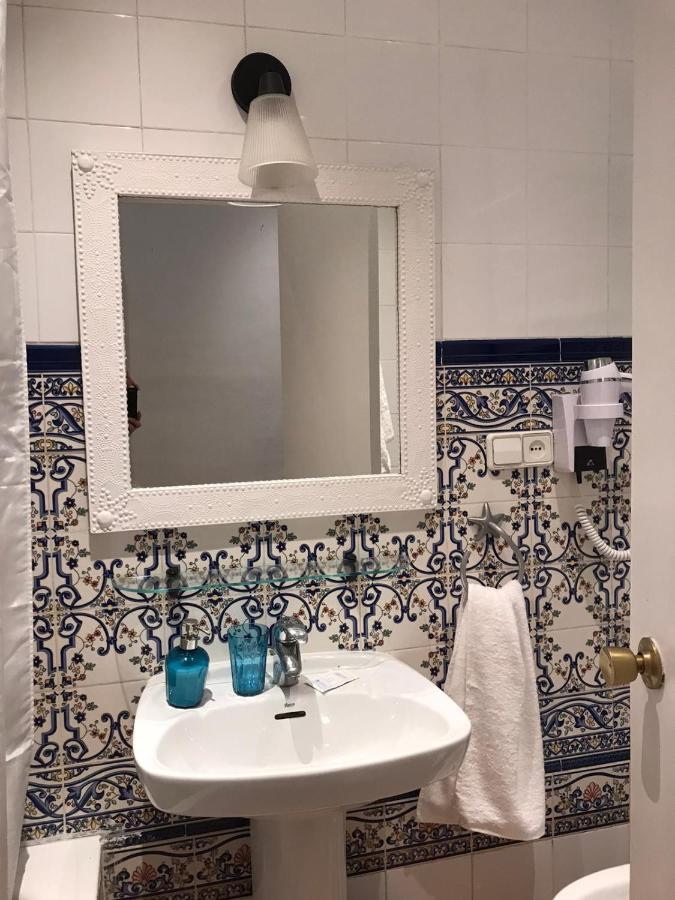 Guest house Casa Consell Bailen, *