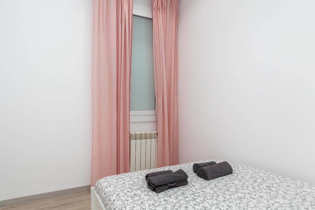 Apartamento 4br - 2bh 2 Min From Sagrada Familia *