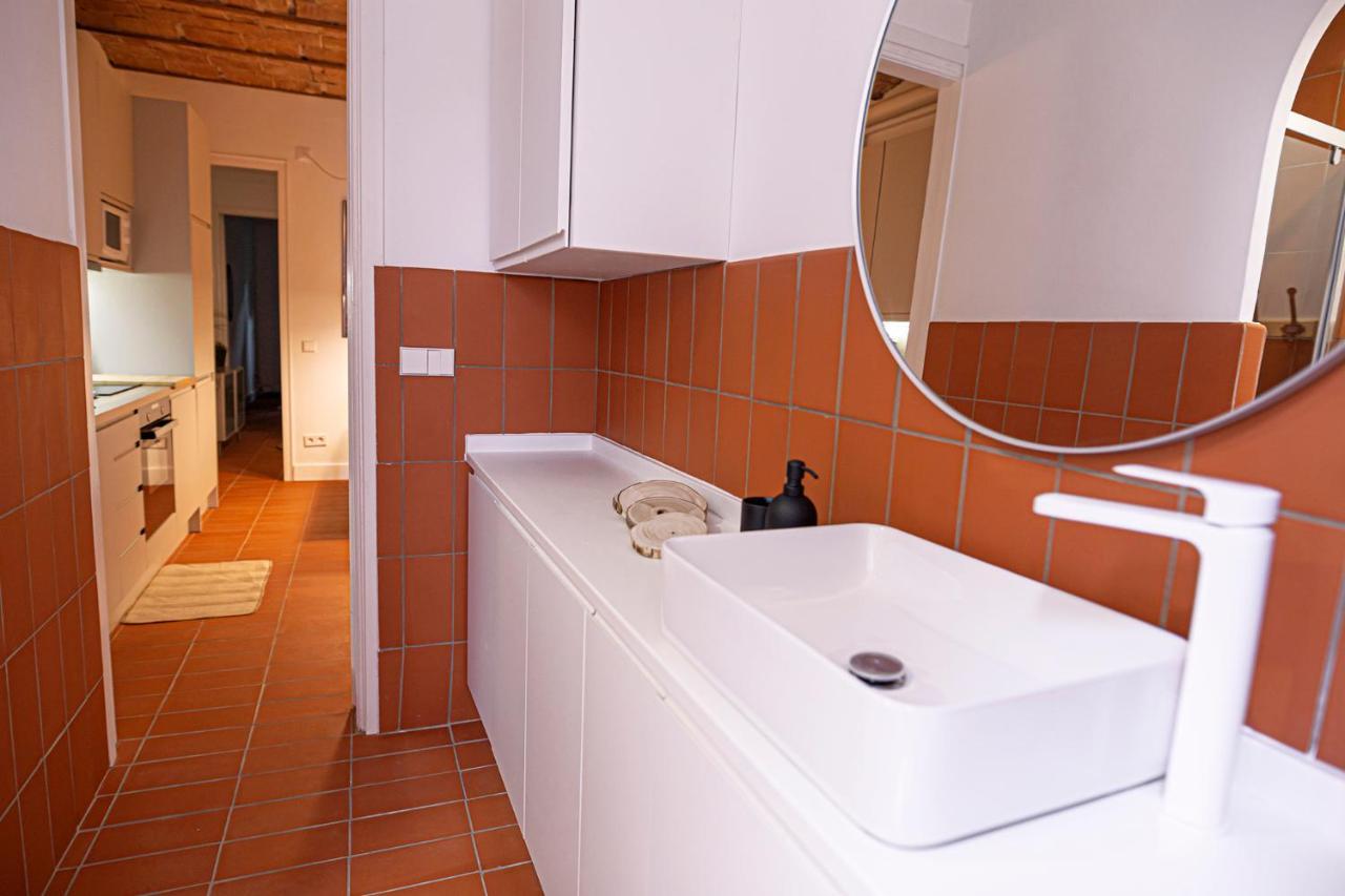 Key Vintage Poble Sec Apartamento *