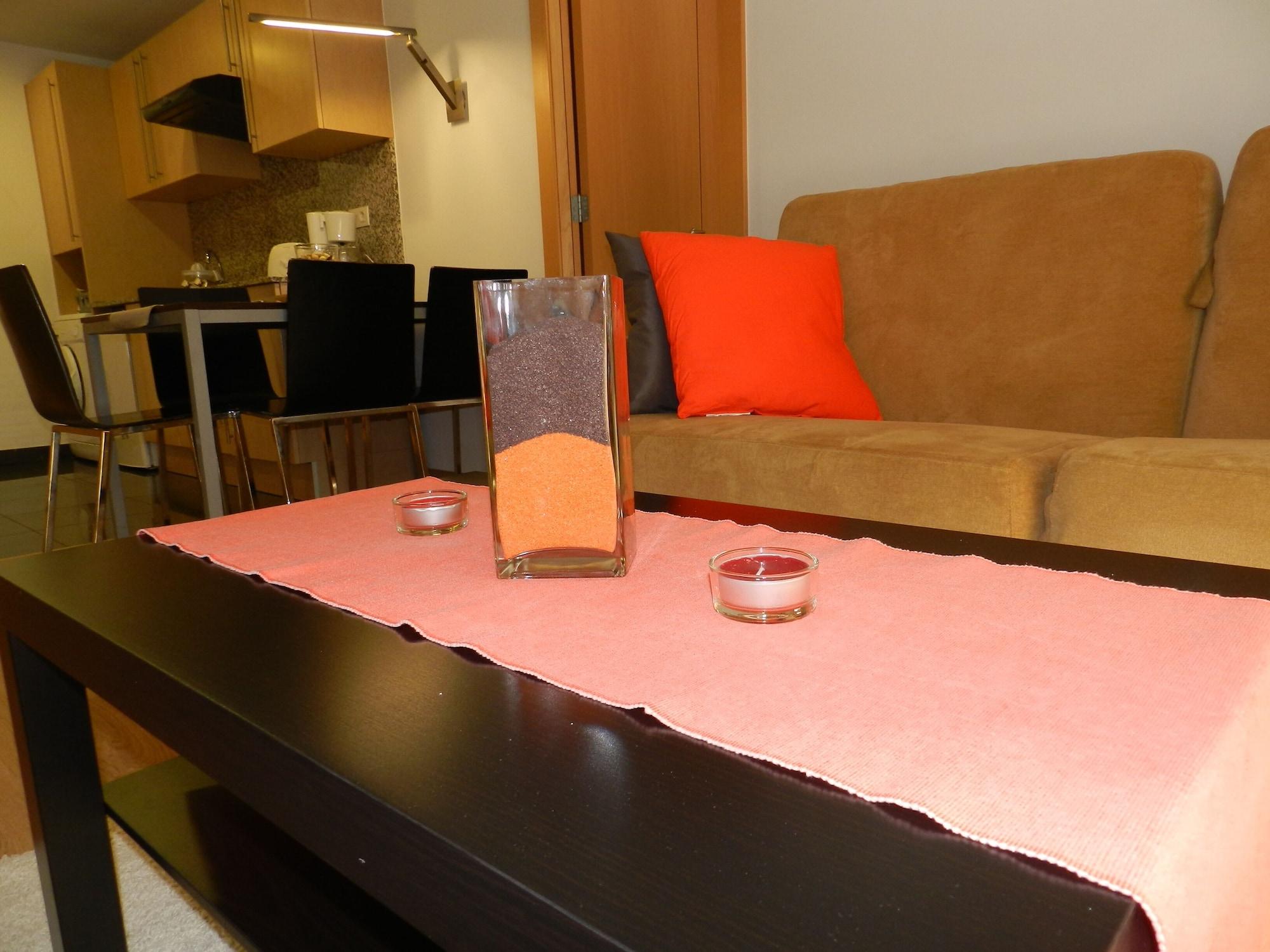 Hotel Travessera 2*