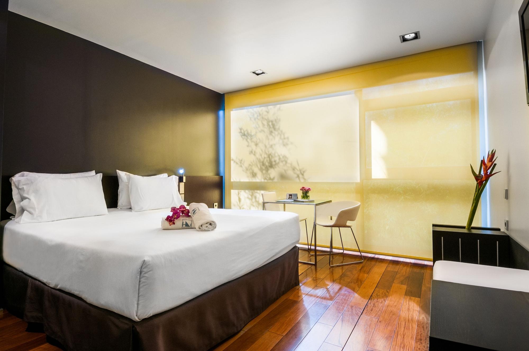 Ikonik Anglí Hotel 4*