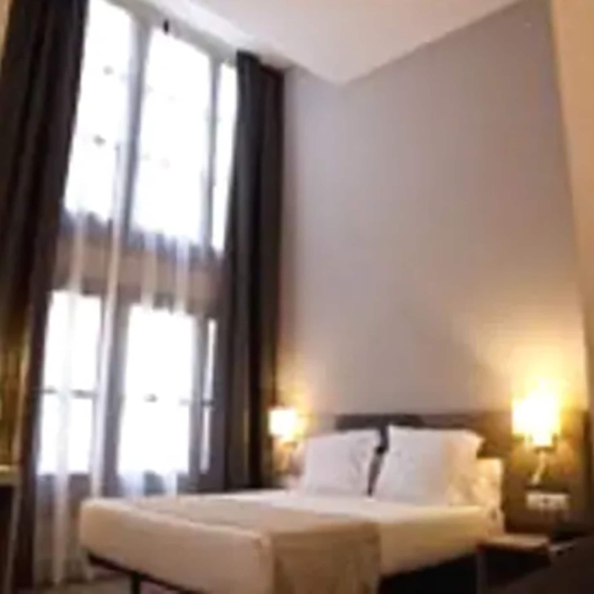 May Ramblas Hotel Hotel