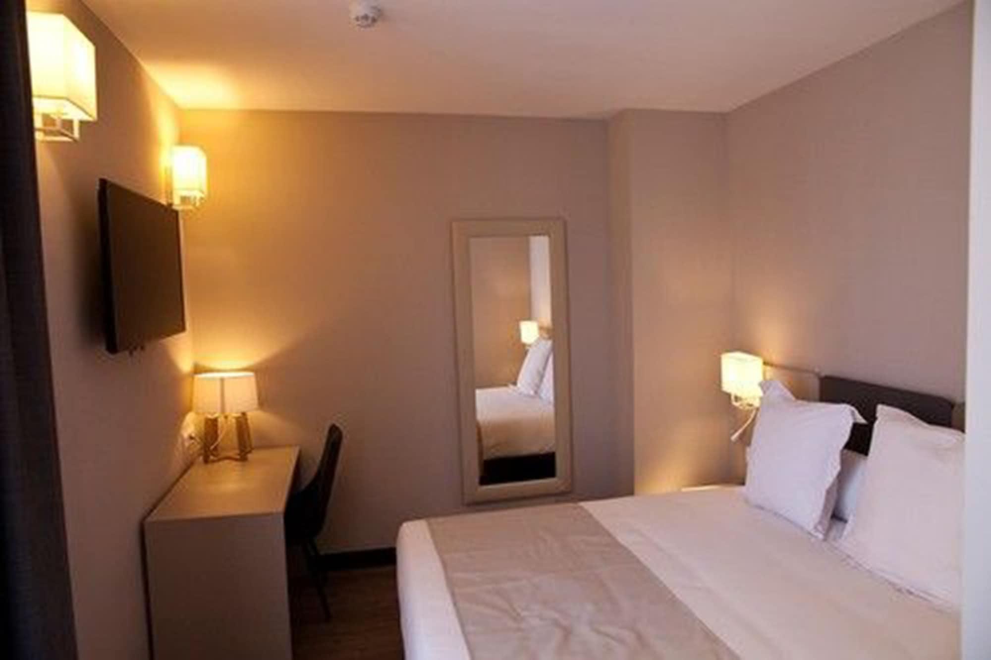 Hotel May Ramblas Hotel 3*