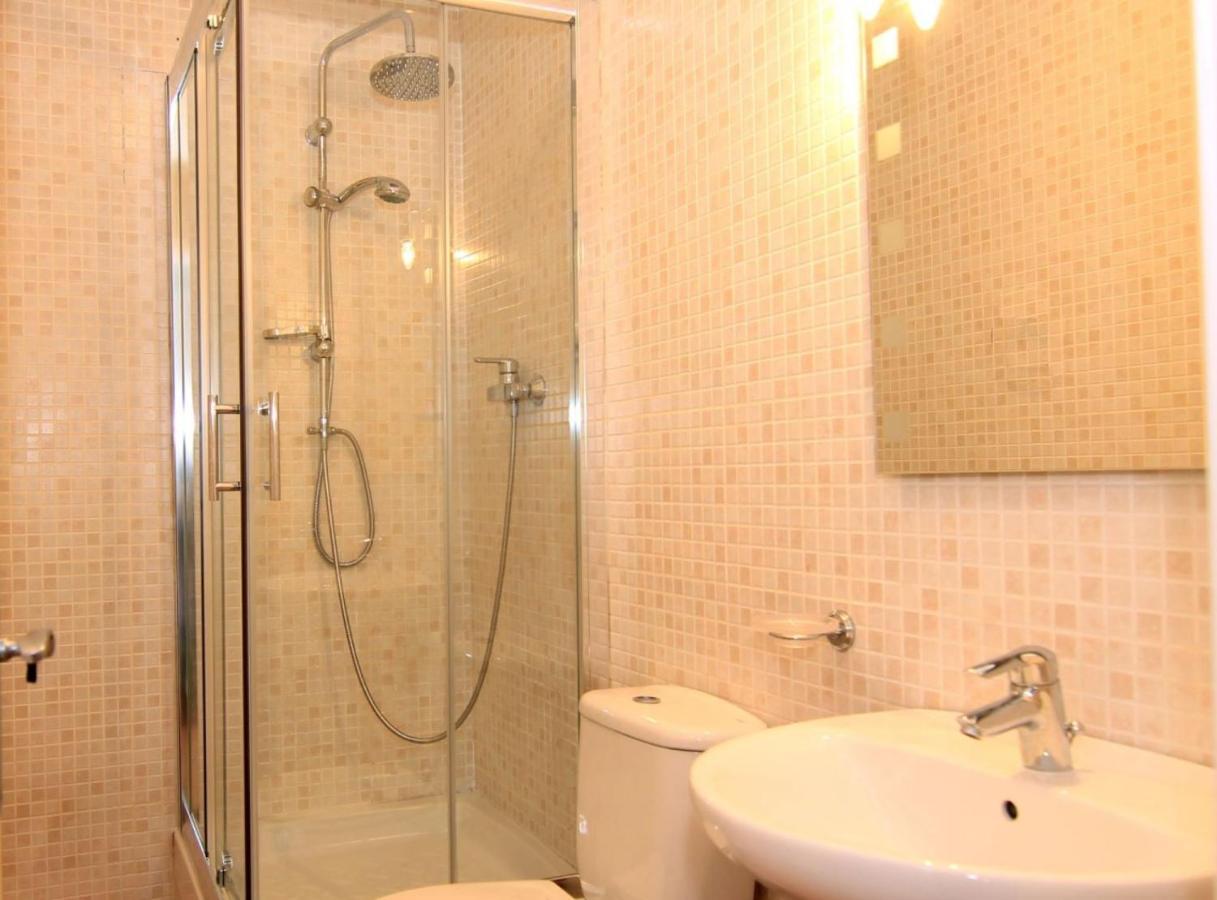 Muntanya - With Private Balcony Sagrada Familia Apartamento