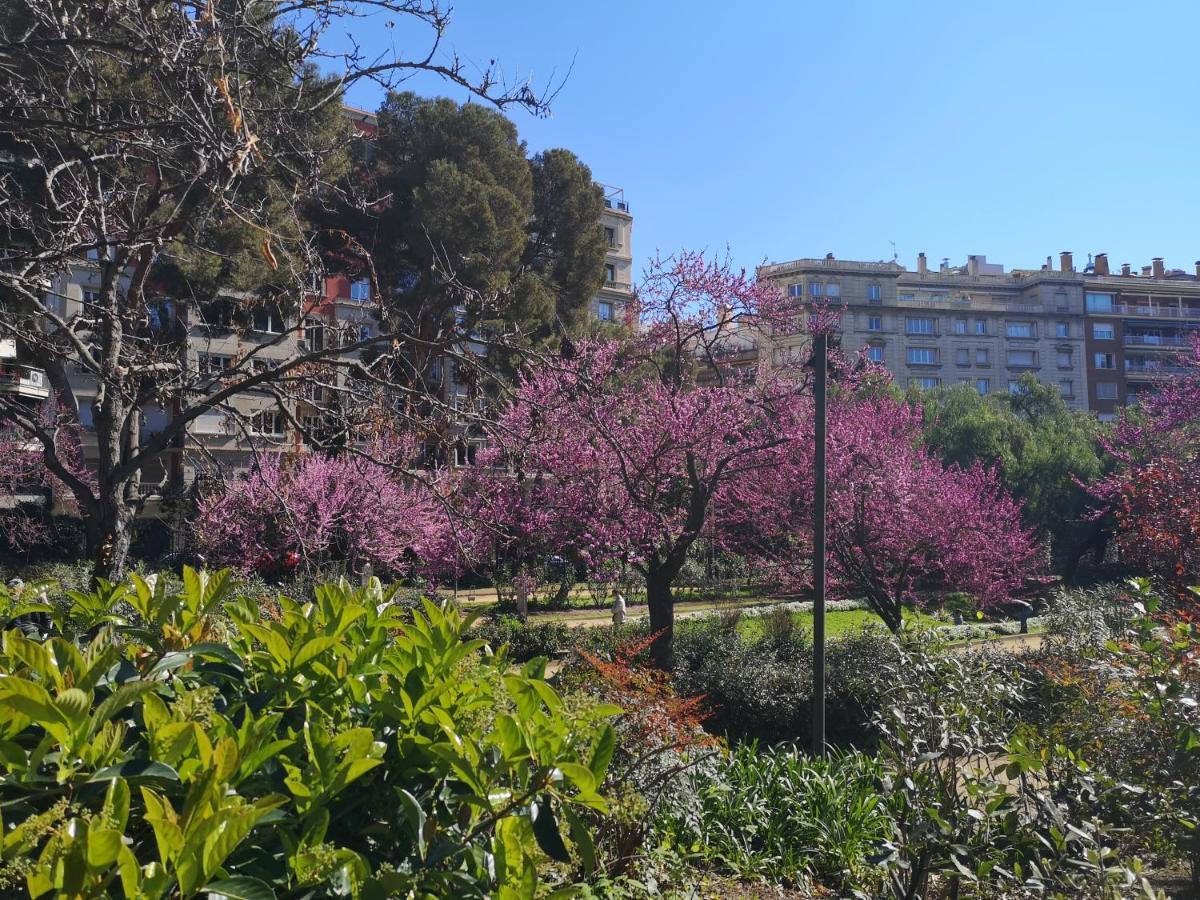 Aparteasy - Turo Park With Lovely Balcony Barcelona