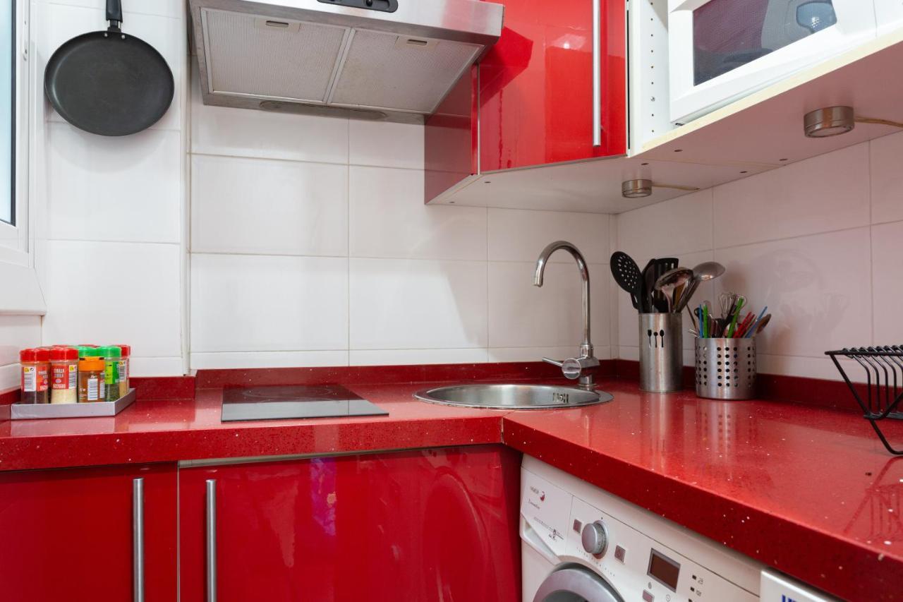 Aparteasy - Turo Park With Lovely Balcony *