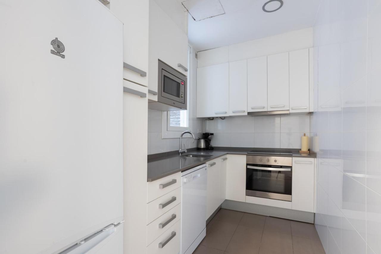 Aparteasy - Casanova Elegance Apartamento Barcelona