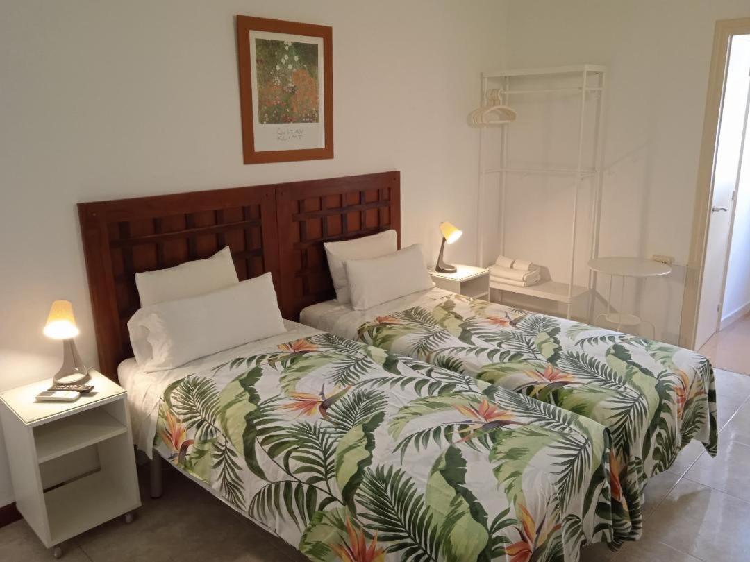 Hostal Absolut Stay (Adults Only) Guest house