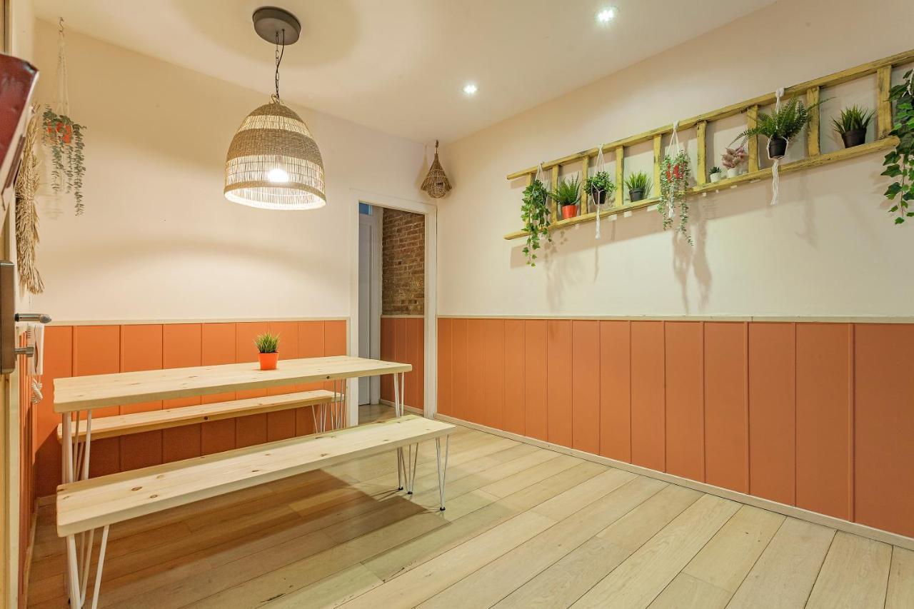 Hostal Bird House