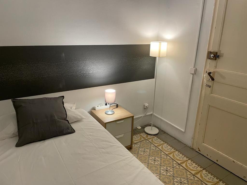 Des Artistes Hostal