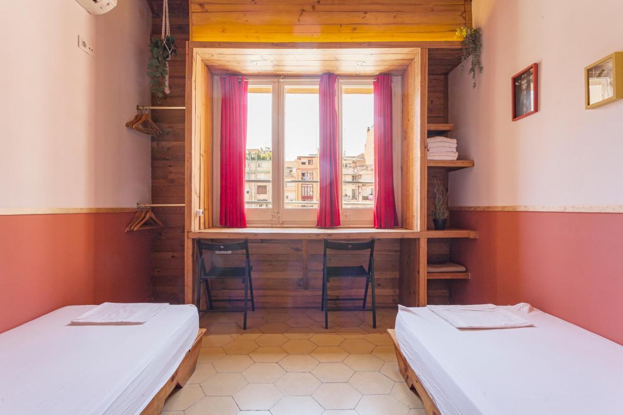 Hostal Bird House