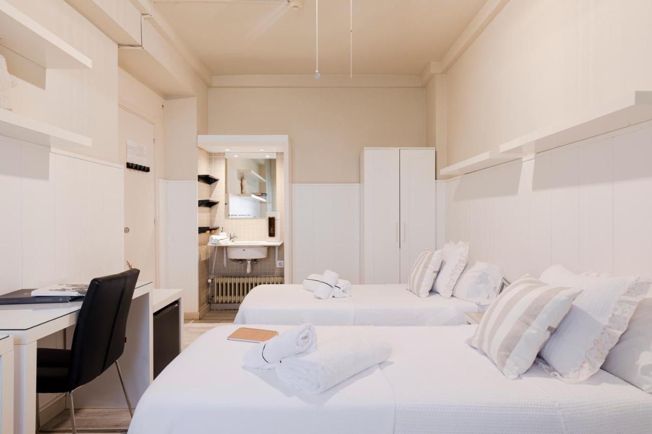Ar Residencia Estudiantil Apartment Barcelona
