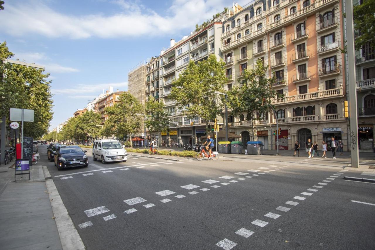 63par1016- Sunny In Paralel * Barcelona